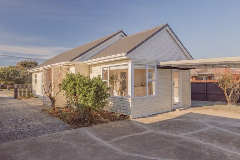Photo of property in 28 Pine Avenue, New Brighton, Christchurch, 8061
