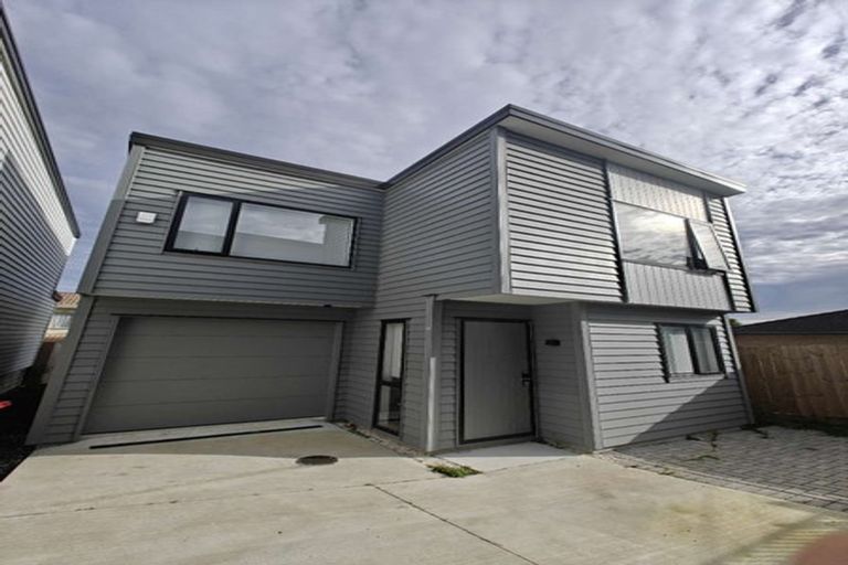 Photo of property in 44d Blakeborough Drive, Forrest Hill, Auckland, 0620