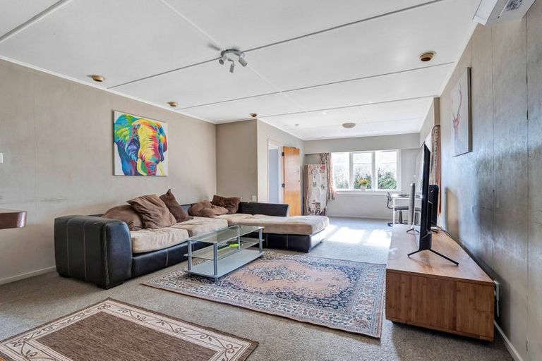 Photo of property in 11/11a Laurent Vc Street, Hawera, 4610