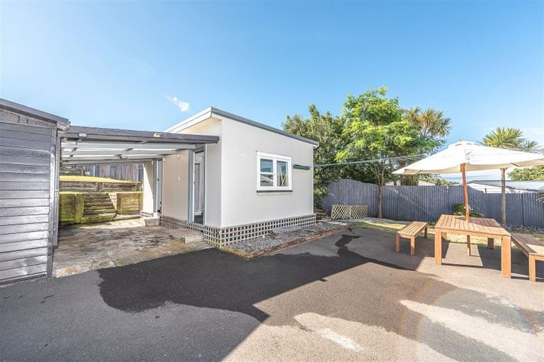 Photo of property in 86 Manuka Street, Castlecliff, Whanganui, 4501