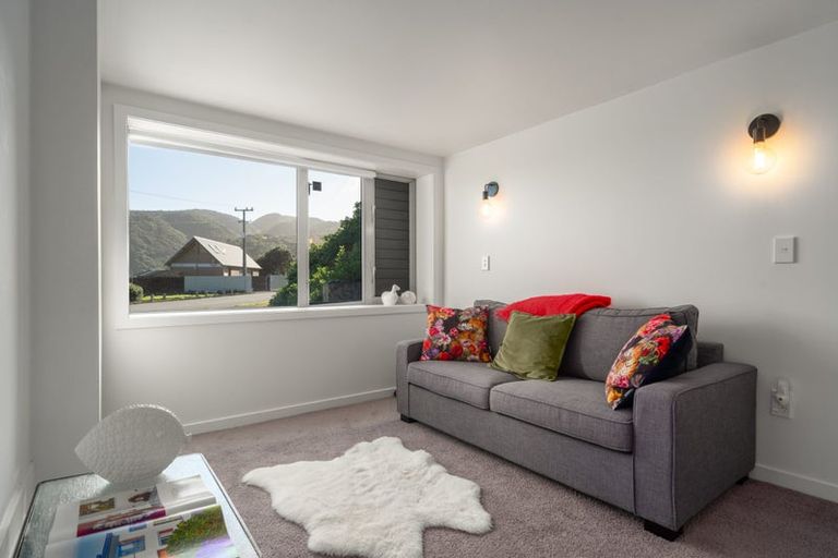 Photo of property in 85 Moana Road, Plimmerton, Porirua, 5026