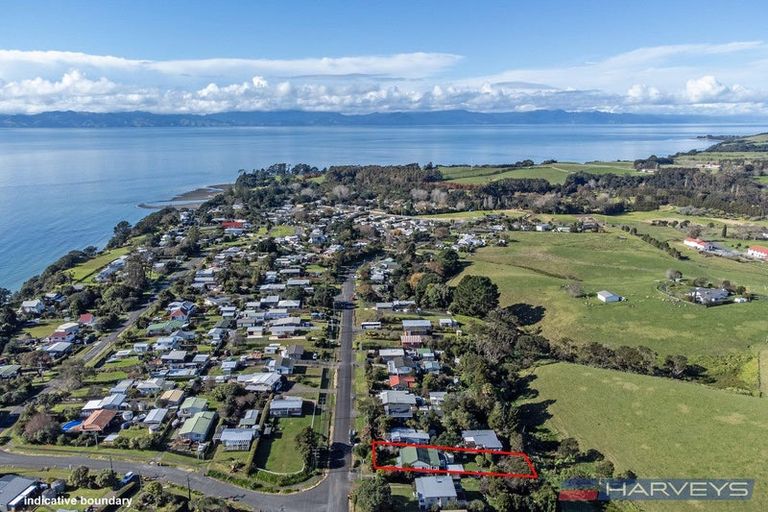 Photo of property in 76 Bays Road, Orere Point, Papakura, 2585