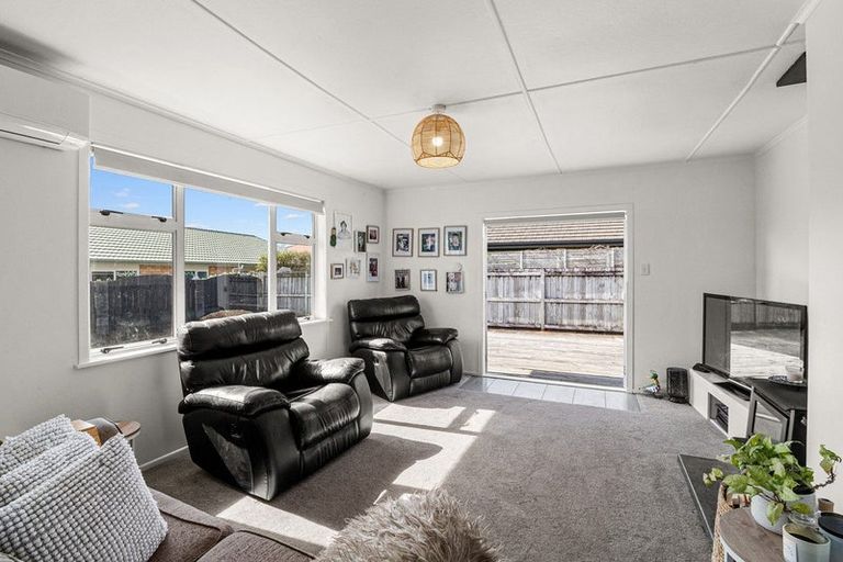 Photo of property in 7a Hinau Street, Inglewood, 4330