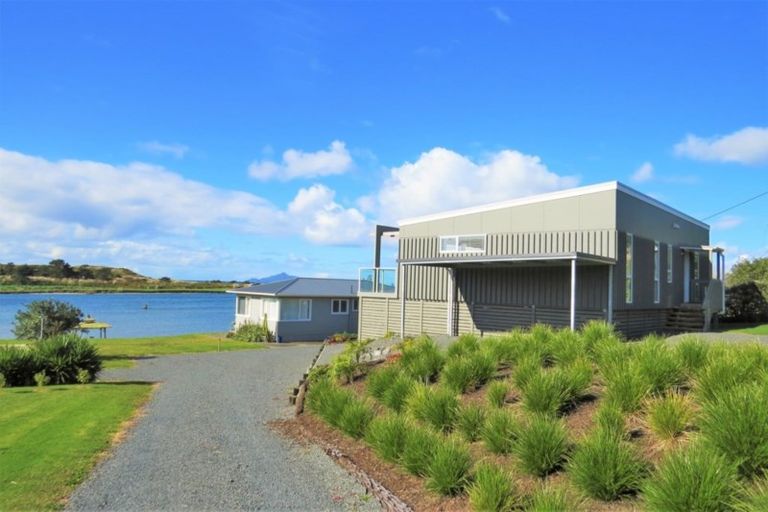 Photo of property in 249 Cove Road, Waipu, 0582