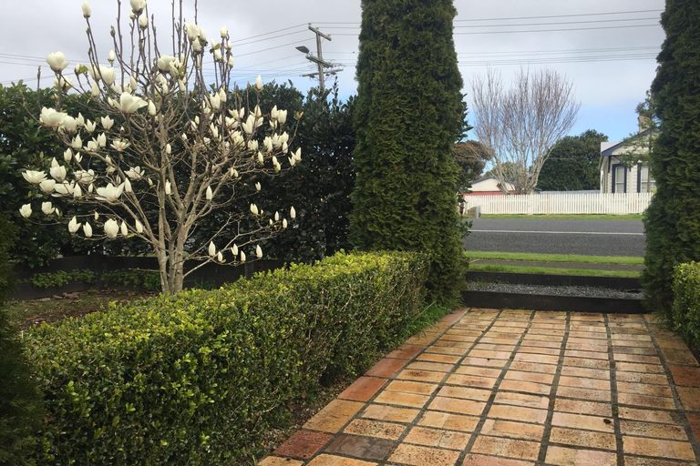 Photo of property in 58 Hakanoa Street, Huntly, 3700