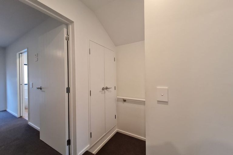 Photo of property in 14 Wheatsheaf Lane, Heathcote Valley, Christchurch, 8022