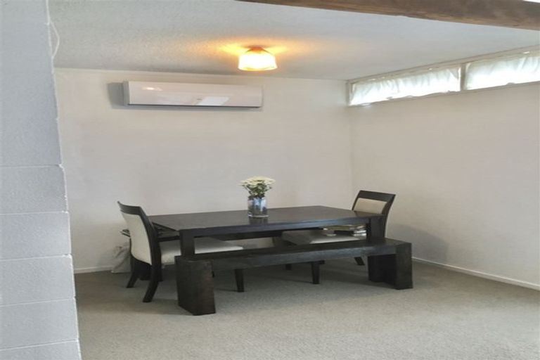 Photo of property in 1/18 Commodore Drive, Lynfield, Auckland, 1042