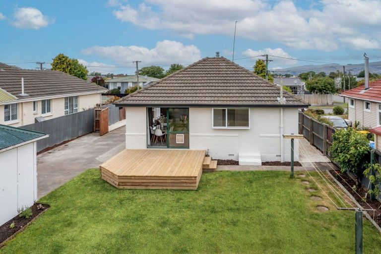 Photo of property in 21 Colac Street, Avondale, Christchurch, 8061