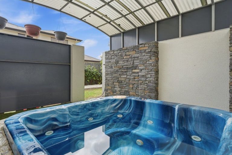 Photo of property in 24 Welsford Street, Woodend, 7610