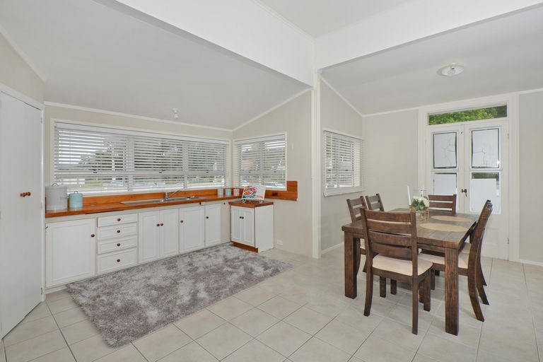 Photo of property in 13 Manse Street, Regent, Whangarei, 0112