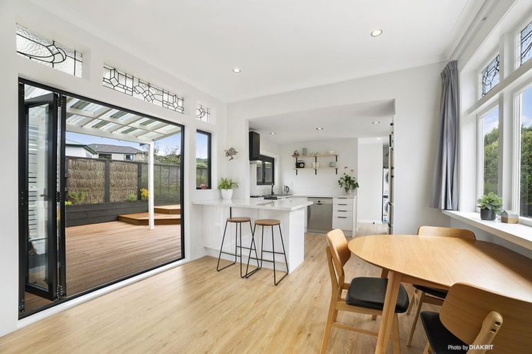 Photo of property in 10 Tarawera Road, Johnsonville, Wellington, 6037