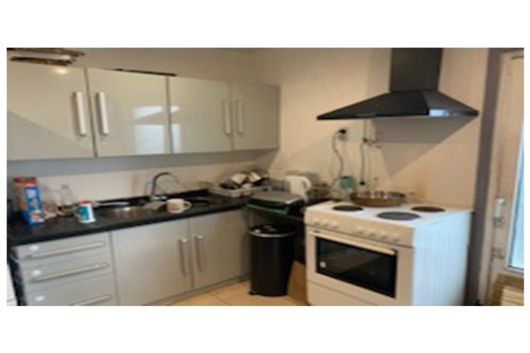 Photo of property in 3 Rogers Avenue, Eastern Beach, Auckland, 2012