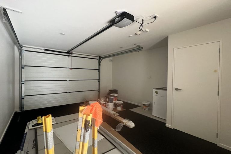 Photo of property in 8/35 Centreway Road, Orewa, 0931