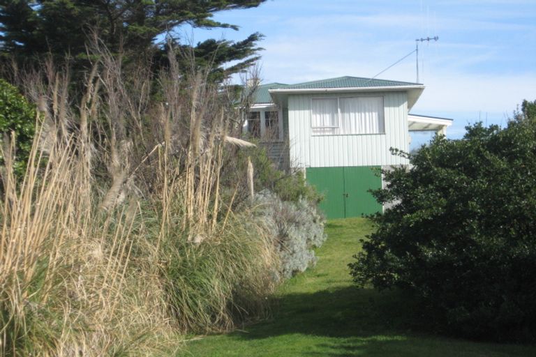 Photo of property in 77 Rua Avenue, Waitarere Beach, Levin, 5510