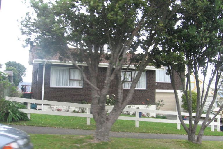 Photo of property in 6a Chestnut Grove, Maungaraki, Lower Hutt, 5010