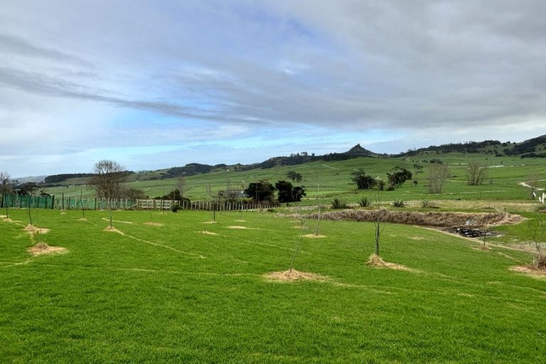 Photo of property in 763 Dunn Road, Ruawai, 0592