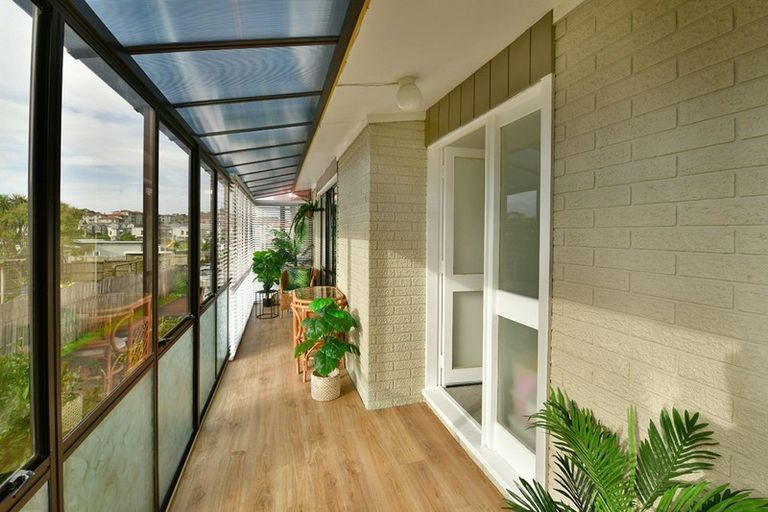 Photo of property in 19b Albatross Road, Red Beach, 0932