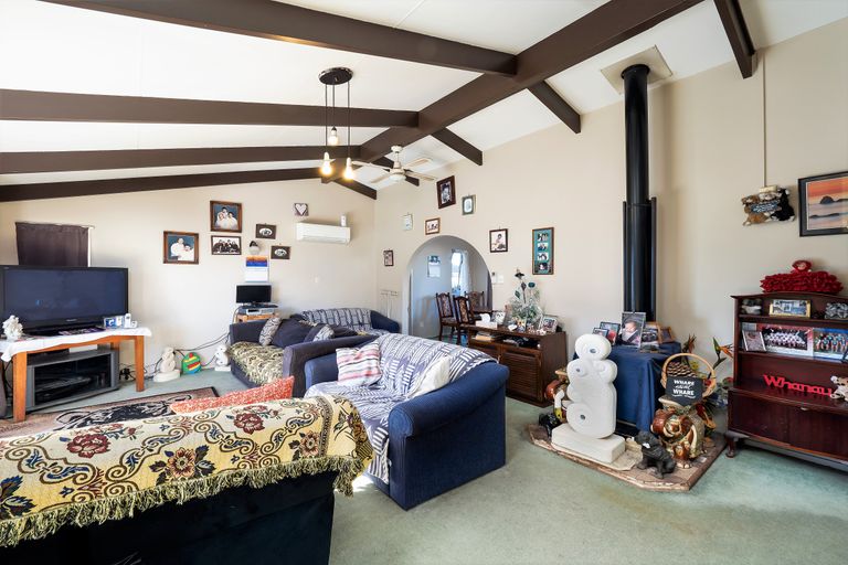 Photo of property in 295 Hendersons Road, Hoon Hay, Christchurch, 8025