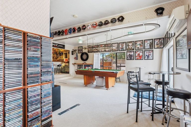 Photo of property in 2 Kempton Place, Richmond Heights, Taupo, 3330