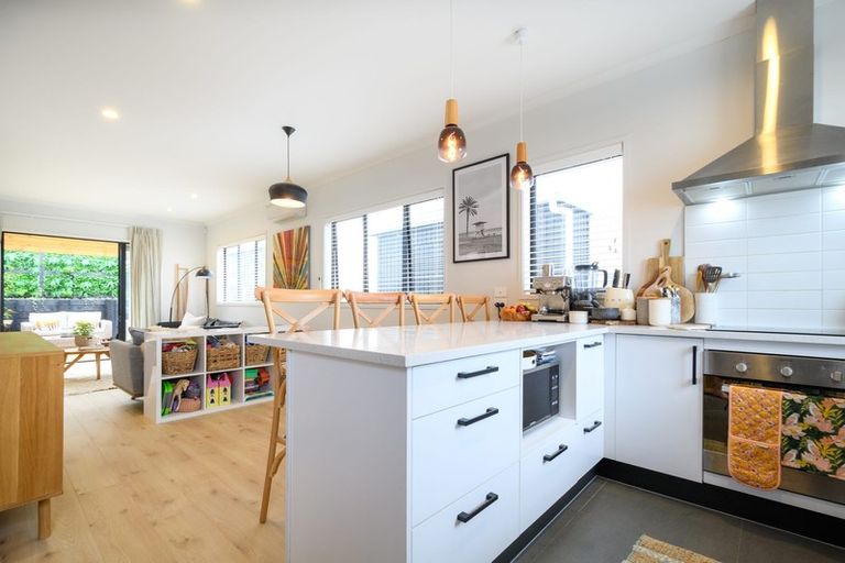 Photo of property in 6 Saltmarsh Road, Hobsonville, Auckland, 0616