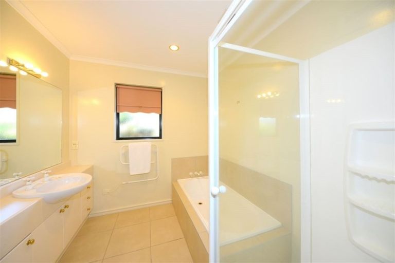 Photo of property in 125 Kotuku Crescent, Woolston, Christchurch, 8023