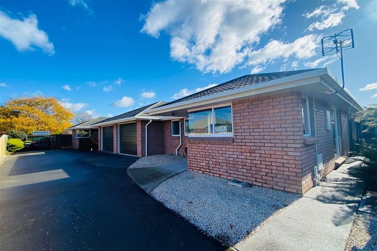 Photo of property in 2/303 Burwood Road, Burwood, Christchurch, 8083