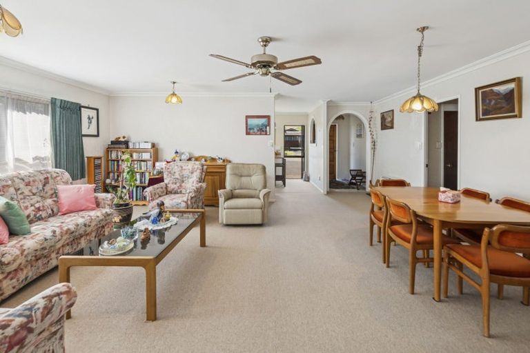 Photo of property in 4 Orchard Place, Lynmore, Rotorua, 3010