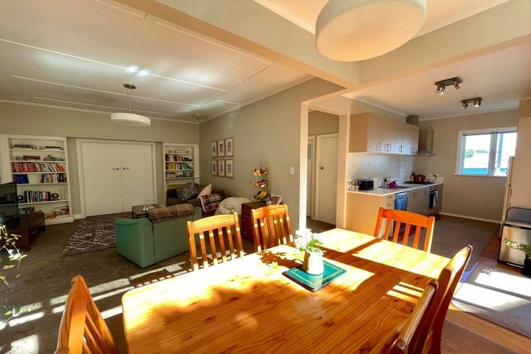 Photo of property in 156 Grafton Road, Roseneath, Wellington, 6011