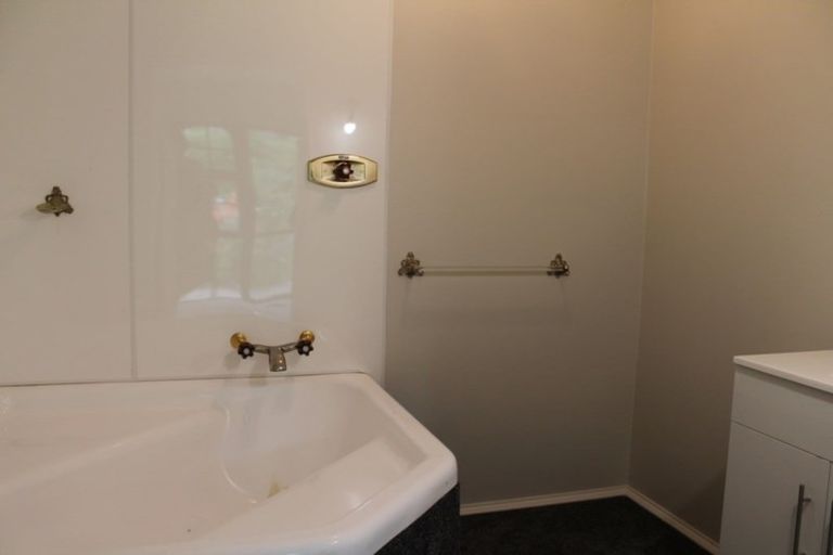 Photo of property in 241 Gap Road West, Winton, 9781