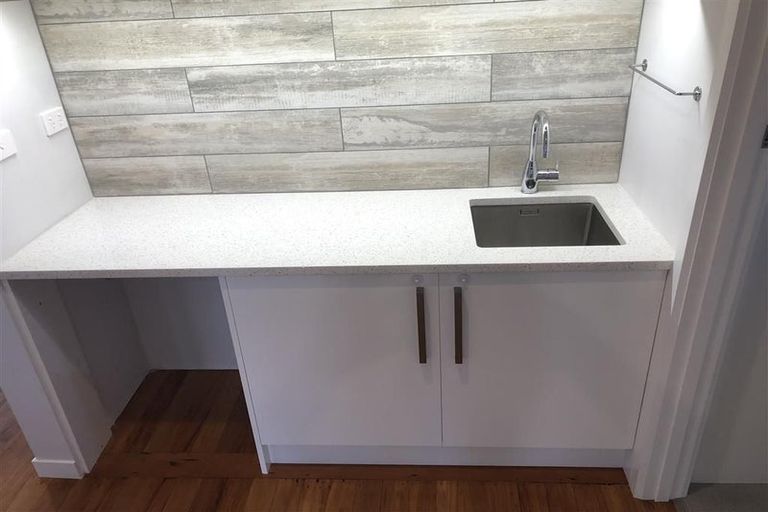 Photo of property in 202 Park Road North, Parkvale, Hastings, 4122