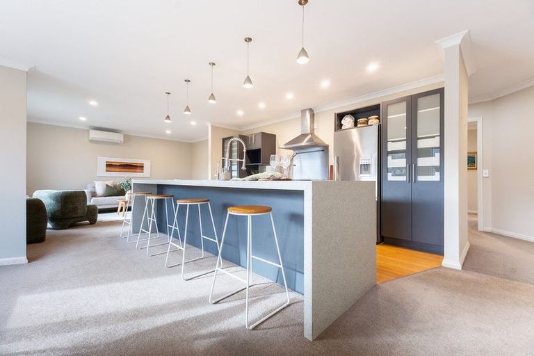 Photo of property in 58 Kotuku Drive, Paraparaumu Beach, Paraparaumu, 5032