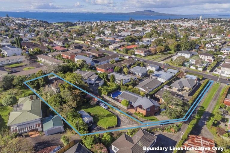 Photo of property in 15 Gordon Avenue, Forrest Hill, Auckland, 0620