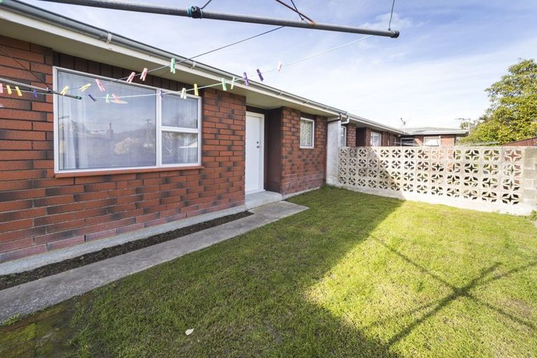 Photo of property in 16 Blenheim Place, Feilding, 4702