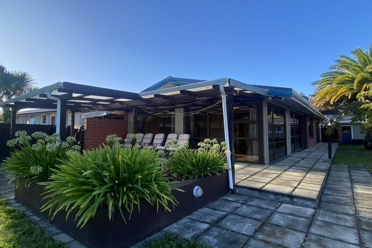 Photo of property in 1 Ribbonwood Place, Hillsborough, Christchurch, 8022