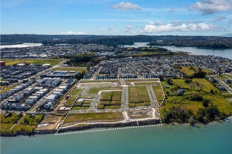 Photo of property in 46 Sails Road, Hobsonville, 0616