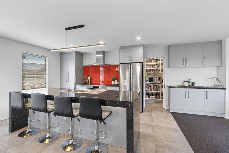 Photo of property in 2 Saxby Lane, Halswell, Christchurch, 8025