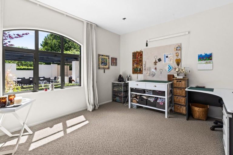 Photo of property in 100 Kopanga Road, Havelock North, 4130