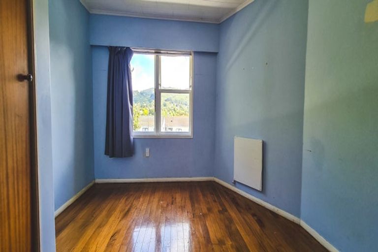 Photo of property in 48 Major Drive, Kelson, Lower Hutt, 5010