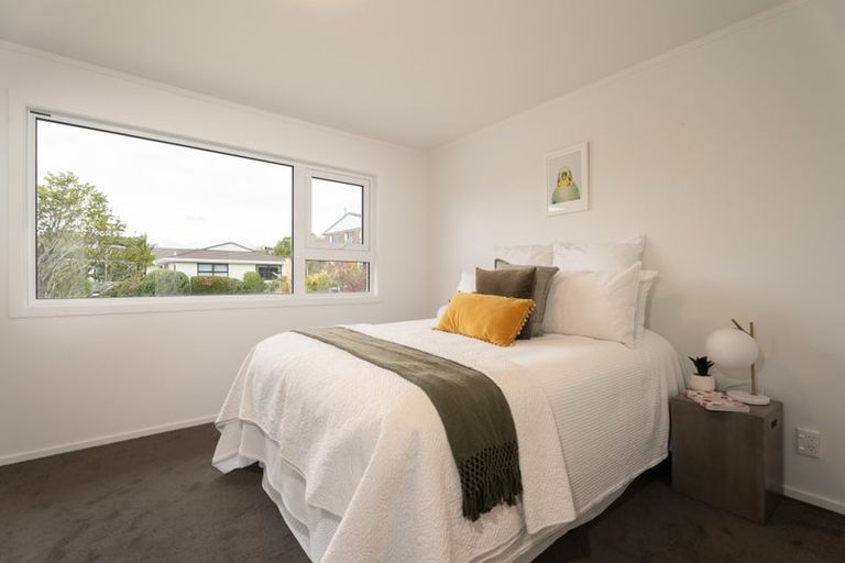 Photo of property in 50 Exploration Way, Whitby, Porirua, 5024