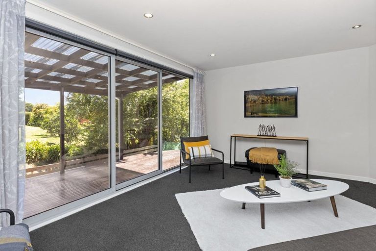 Photo of property in 9a Saint Hill Lane, Havelock North, 4130