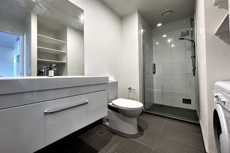Photo of property in 801/18 Saint Martins Lane, Grafton, Auckland, 1010