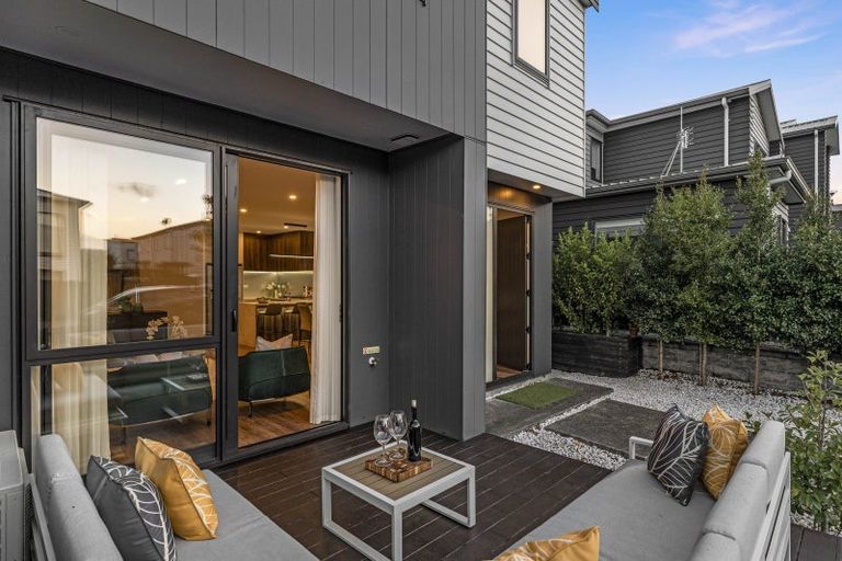 Photo of property in 40 Skua Road, Hobsonville, Auckland, 0616