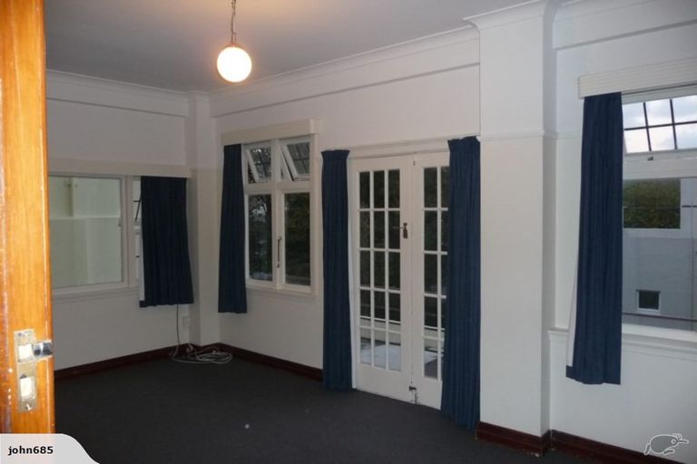 Photo of property in Elms Court Flats, 6/367 The Terrace, Te Aro, Wellington, 6011