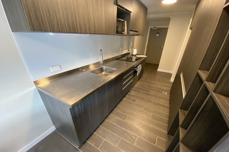 Photo of property in Frame Apartments, 602/111 Molesworth Street, Thorndon, Wellington, 6011