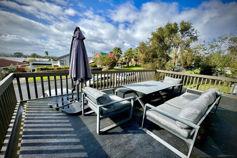 Photo of property in 36 White Heron Drive, Massey, Auckland, 0614
