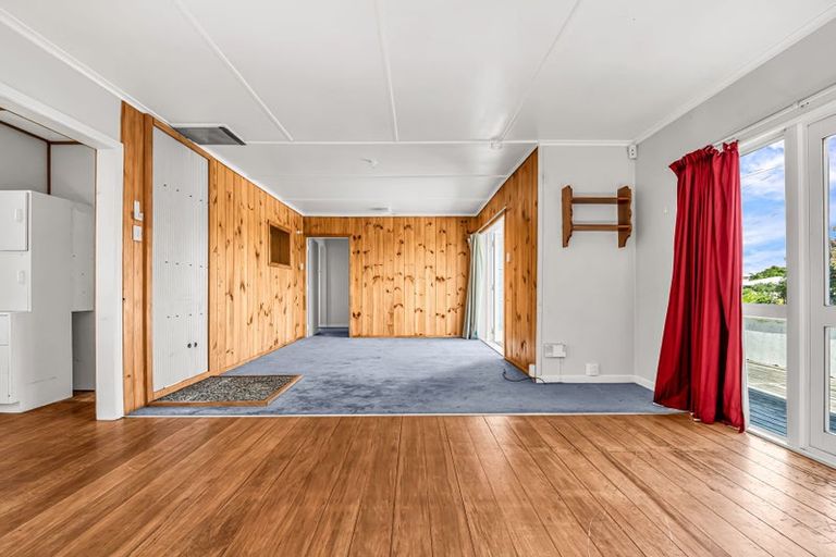 Photo of property in 15 Glenfield Road, Owhata, Rotorua, 3010