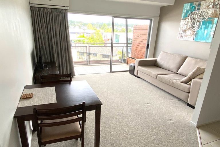 Photo of property in Albany Central, 50a/210 Dairy Flat Highway, Albany, Auckland, 0632