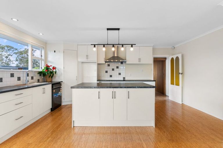 Photo of property in 9 Osprey Street, Pakuranga, Auckland, 2010