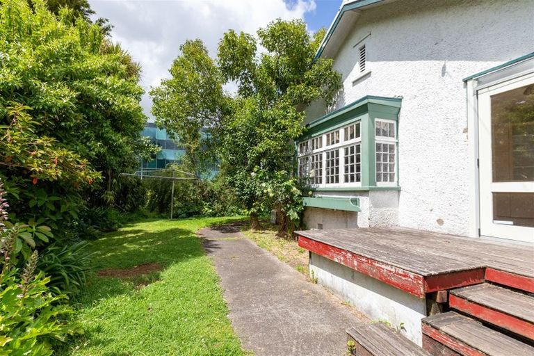 Photo of property in 1 Puutikitiki Street, Hamilton East, Hamilton, 3216
