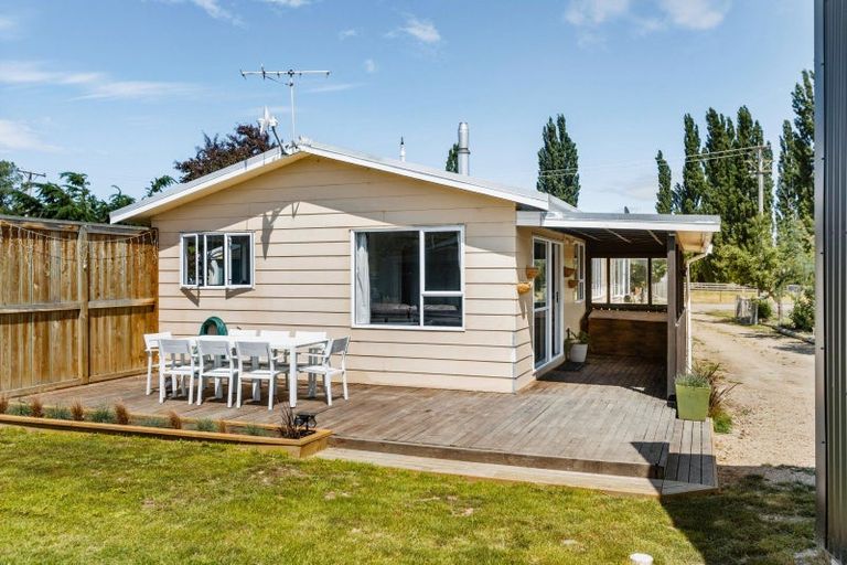 Photo of property in 6 Hall Road, Patearoa, Ranfurly, 9398